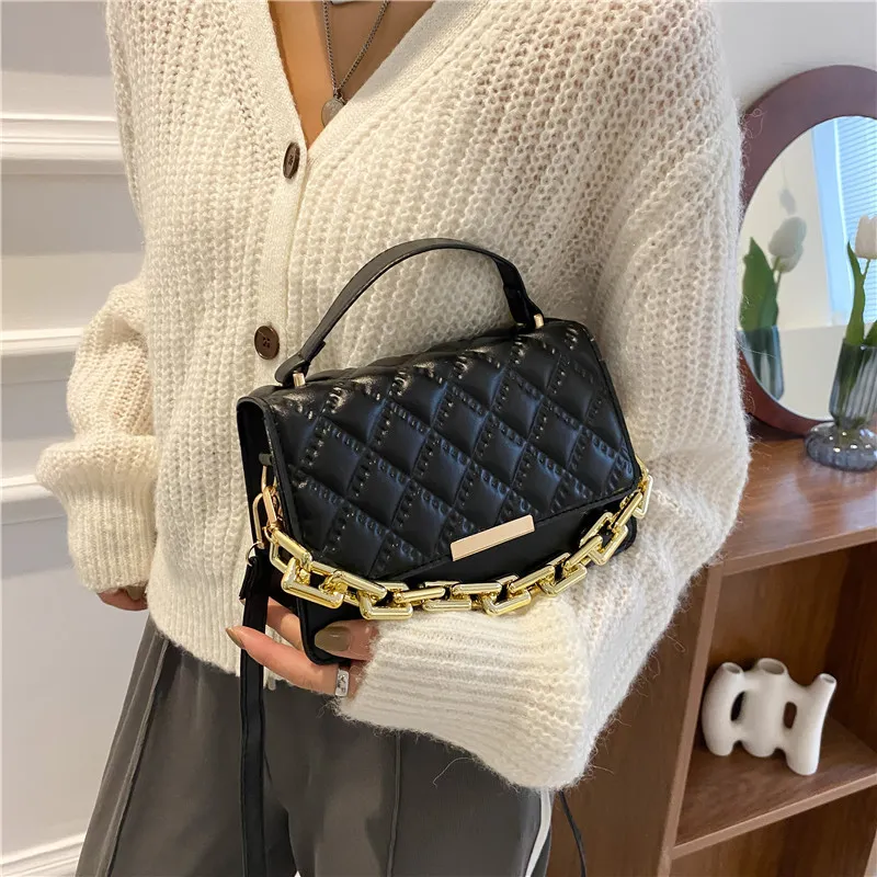 36 Pieces) Wholesale Solid Color Rhombus Messenger Bag
