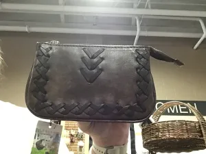 AW108 - Leather Wallet w/ STITCH