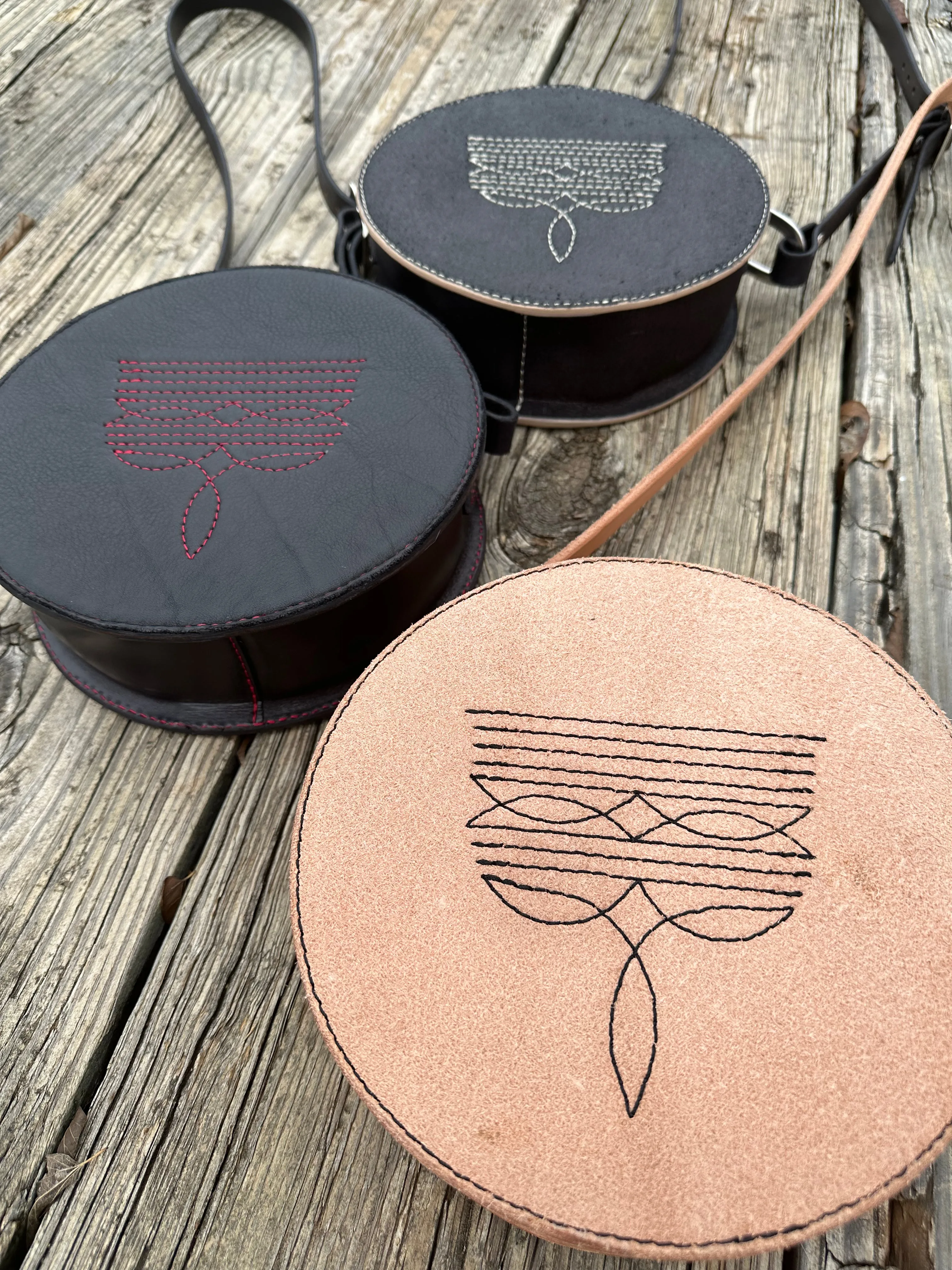 Boot stitch Round Purses