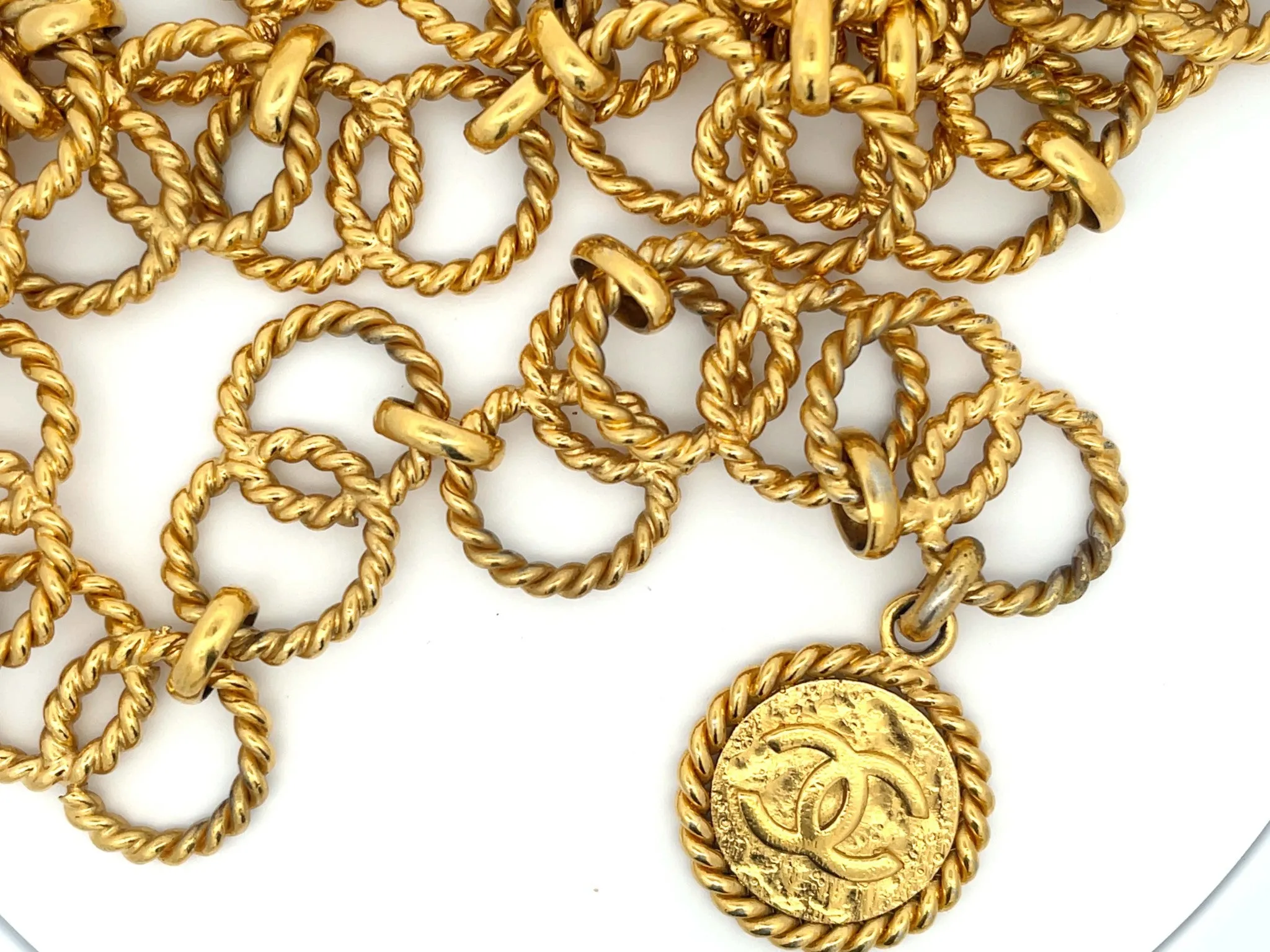CHANEL CC Chain Loop Medallion Belt 1985