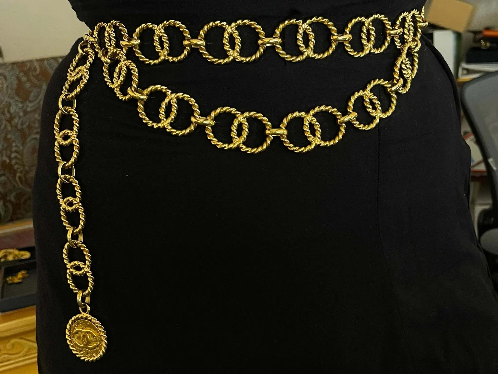CHANEL CC Chain Loop Medallion Belt 1985