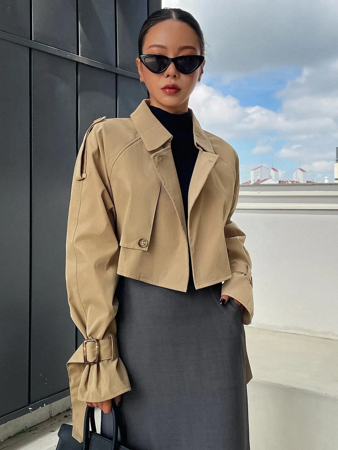 CM-CS667999 Women Elegant Seoul Style Buckle Raglan Sleeve Crop Trench Coat - Khaki