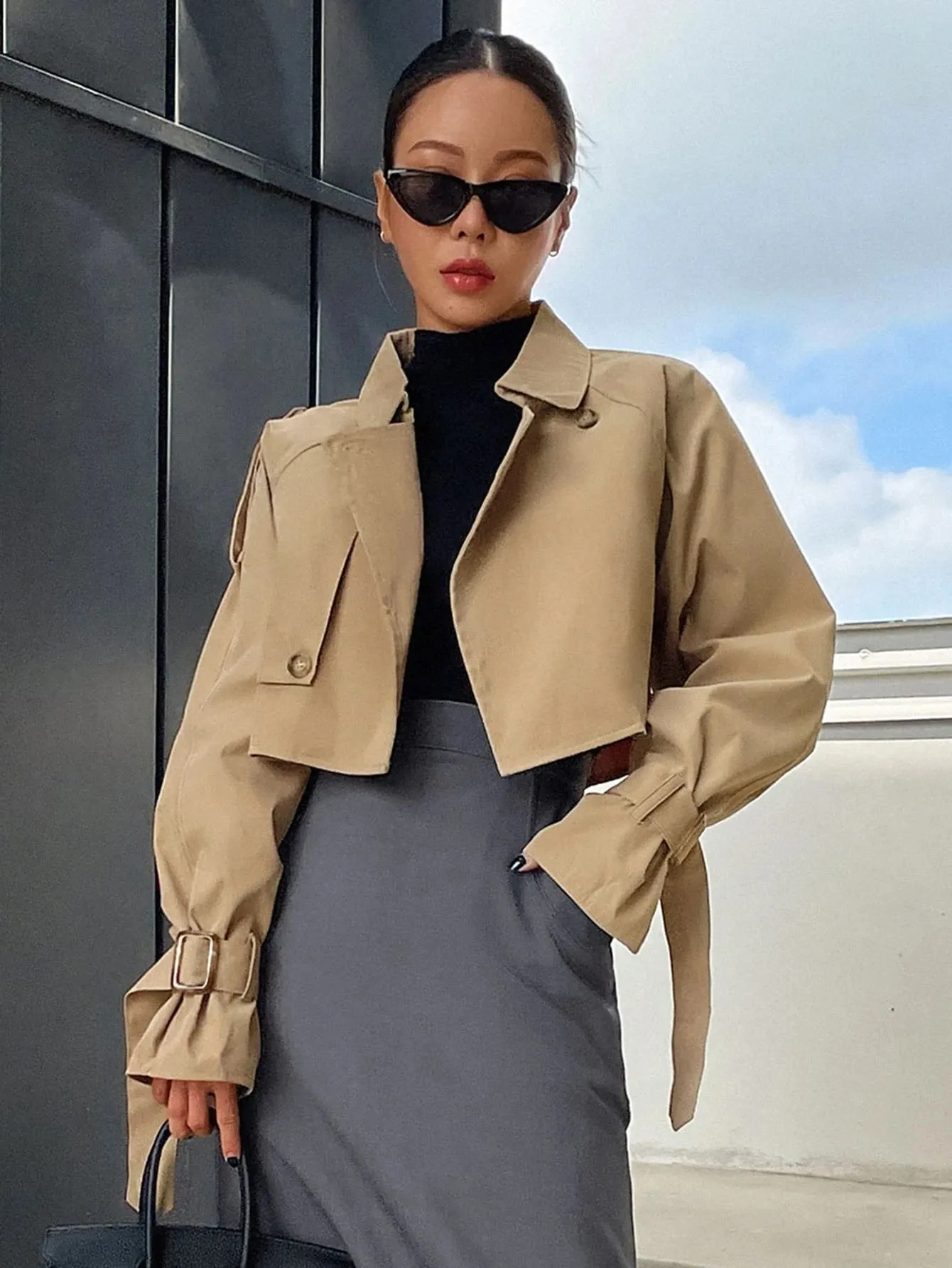 CM-CS667999 Women Elegant Seoul Style Buckle Raglan Sleeve Crop Trench Coat - Khaki