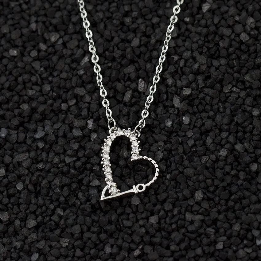 Elegant Cubic Zircon Heart Pendant Necklace Gold