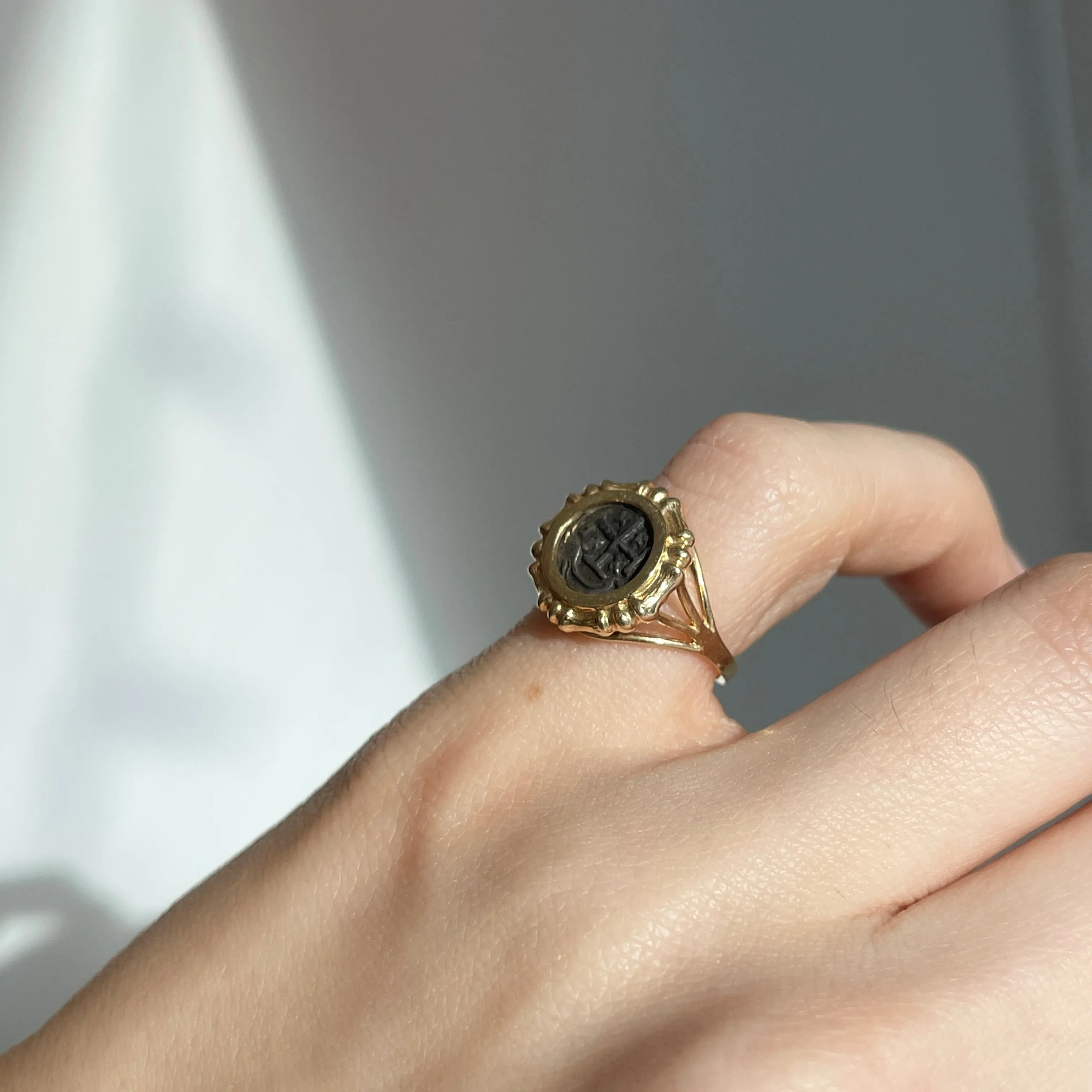 Estate 14KT Yellow Gold Bamboo Bezel Atocha Coin Ring