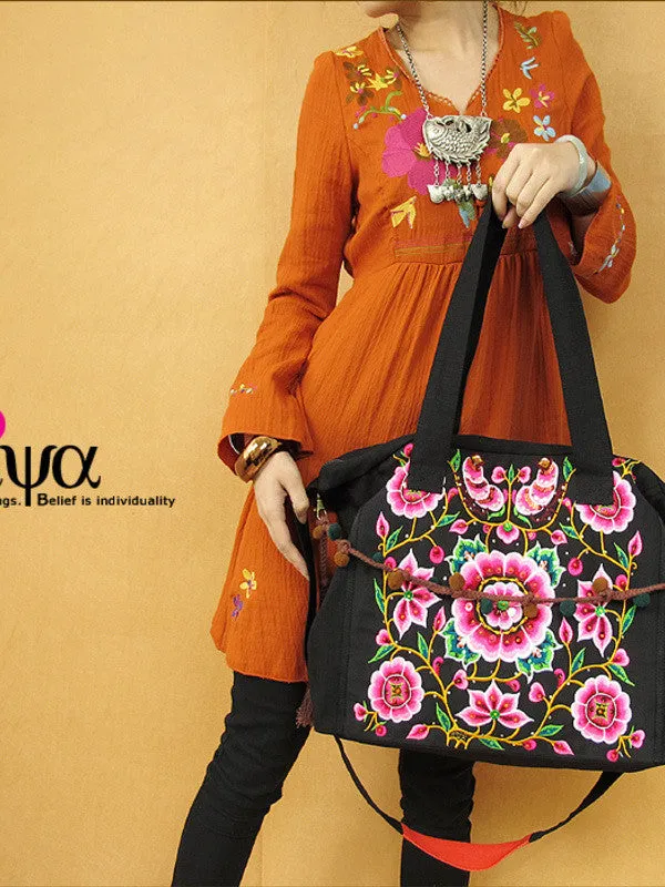 go for a picnic embroidery messenger bag