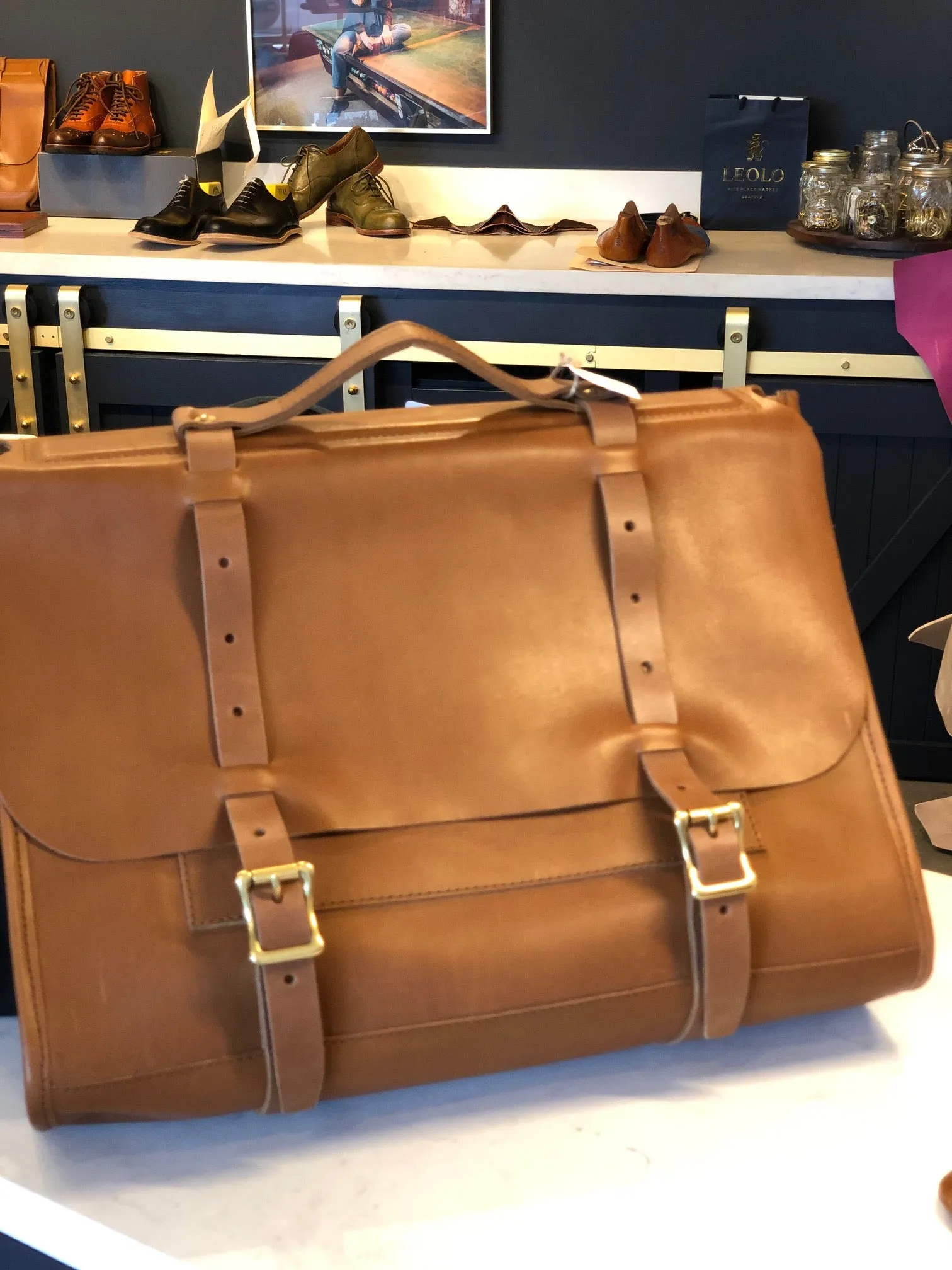 Leolo Messenger