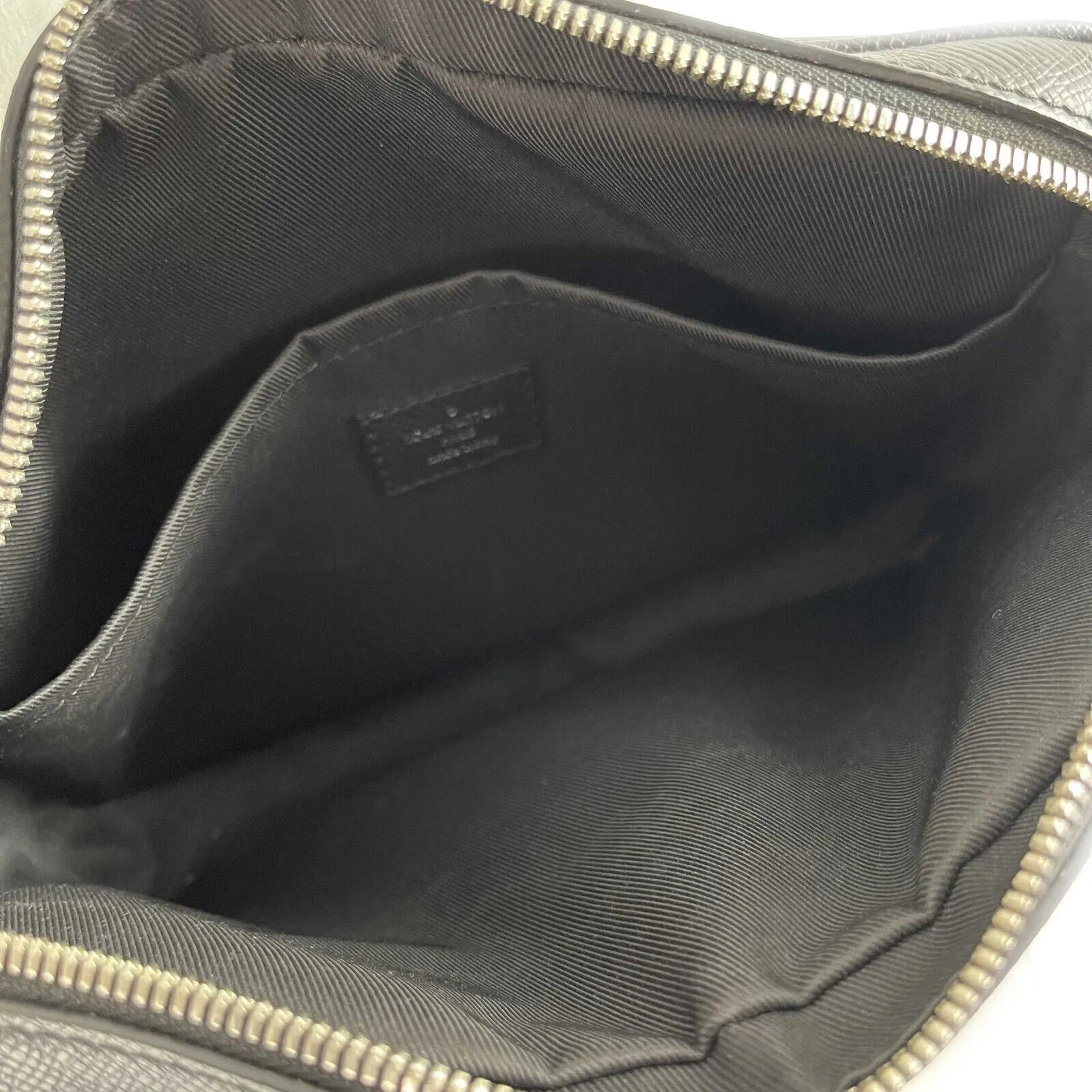 Louis Vuitton Monogram Taigarama Canvas Outdoor Messenger Bag Black 2020