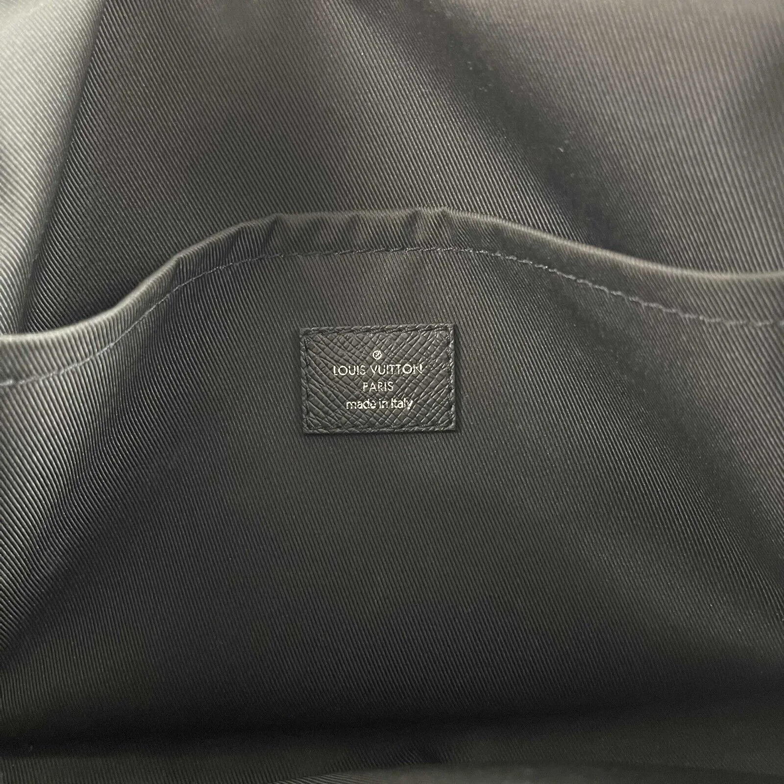 Louis Vuitton Monogram Taigarama Canvas Outdoor Messenger Bag Black 2020
