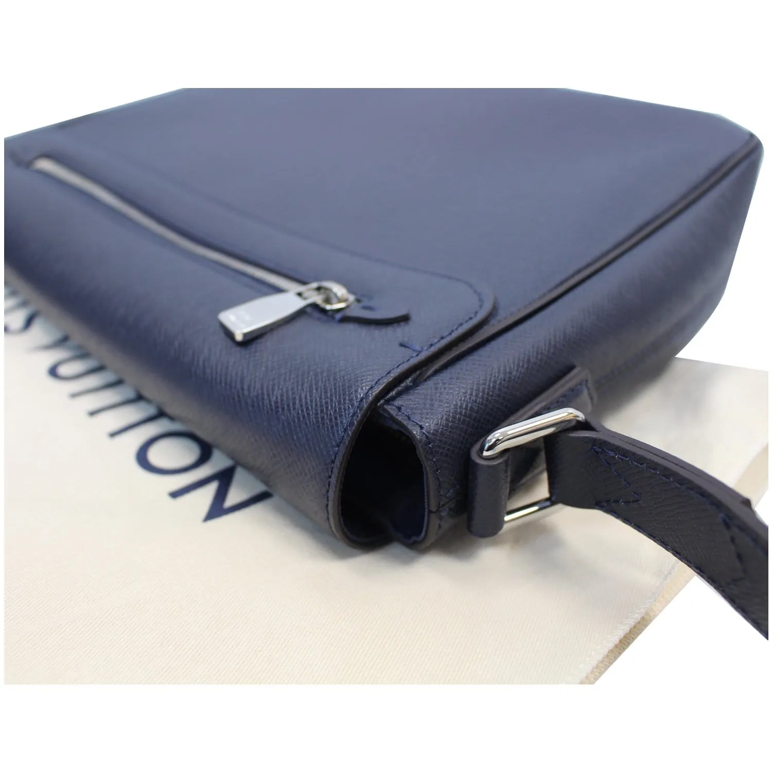 LOUIS VUITTON Roman MM Taiga Leather Messenger Bag Blue