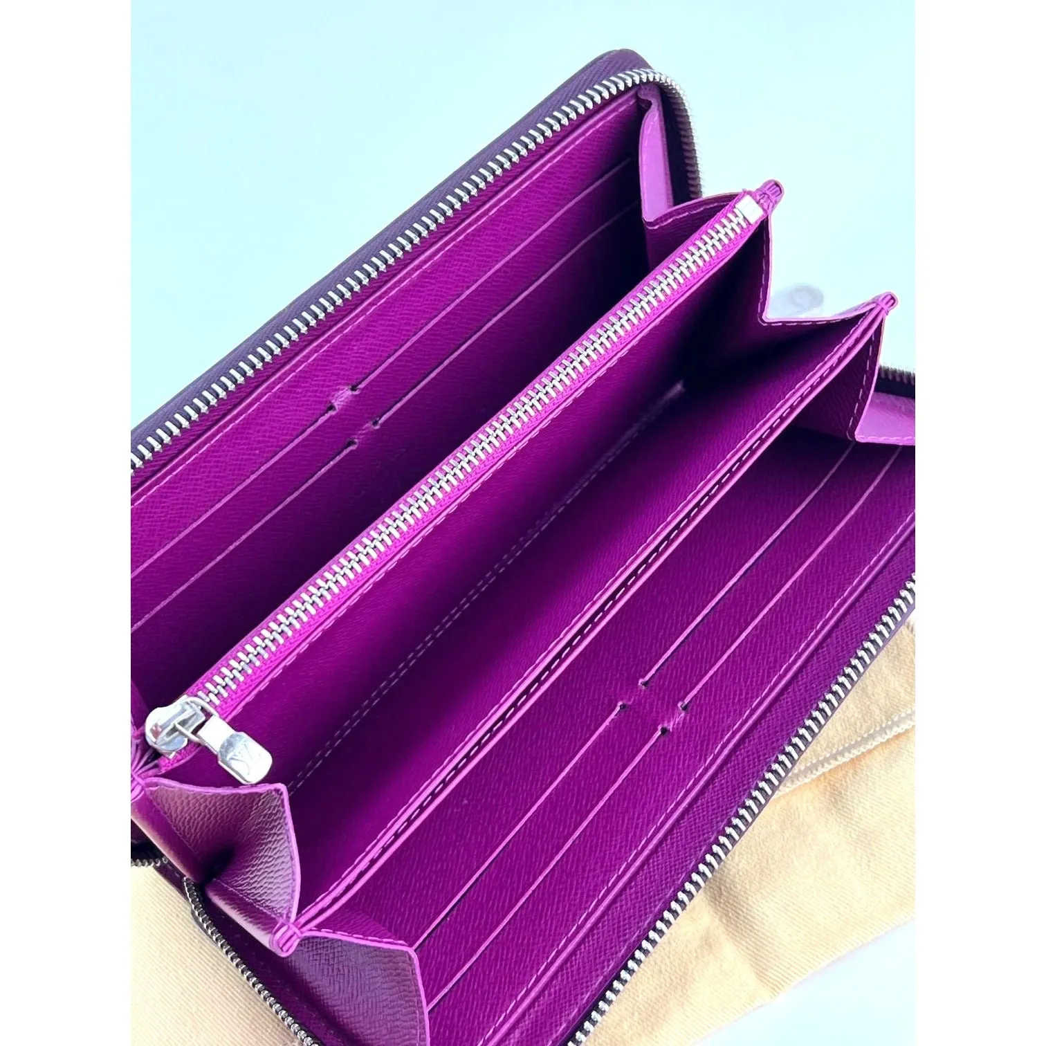 LOUIS VUITTON Zippy Epi Purple  Leather Wallet Clutch