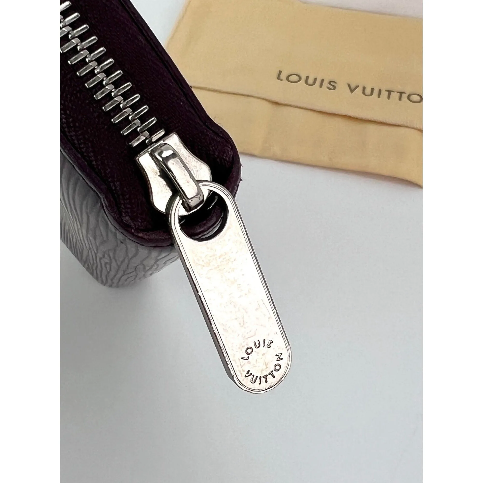 LOUIS VUITTON Zippy Epi Purple  Leather Wallet Clutch