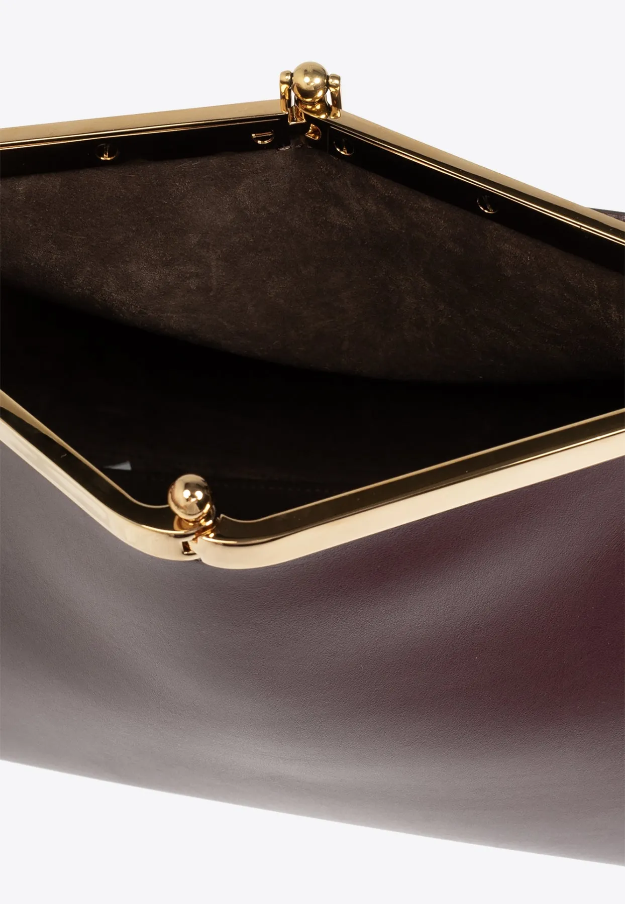Medium Vela Leather Shoulder Bag