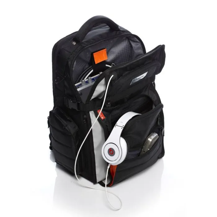 MONO Classic FlyBy Backpack, Black