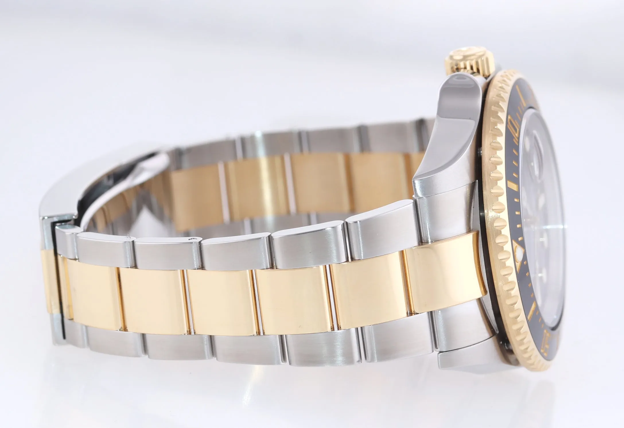 Rolex Sea-Dweller 43 126603 Two-Tone Yellow Gold Steel 43mm Watch Box