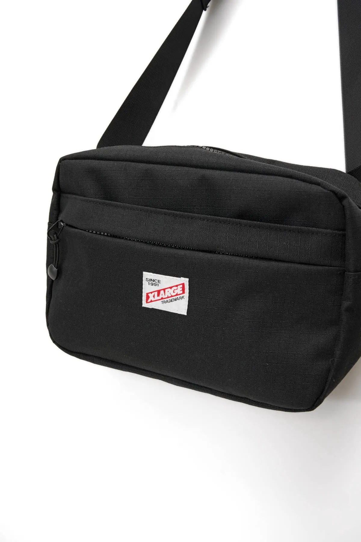 TRADEMARK CROSSBODY BAG - BLACK