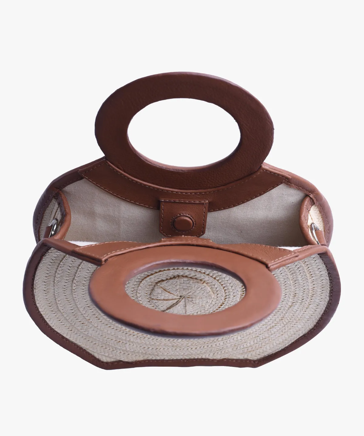 Zenú in Raffia and Leather